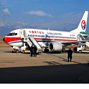 哈尔滨太平机场邮寄航空快运业稳步发展的原因是什么？